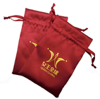 sac rouge promotionnel de satin de poche de cordon de bijoux de 10x15cm avec Logo Fabric Drawstring Gift Bags