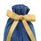 poche bleu-foncé de cadeau de velours de sac de cadeau de cordon de tissu de 10x15cm avec le motif de ruban